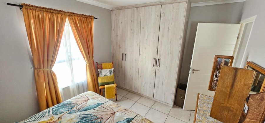 2 Bedroom Property for Sale in Britannia Bay Western Cape